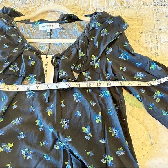 NWT peasant floral ruffle long sleeve blouse by WeWoreWhat women’s XS - Picture 4 of 11